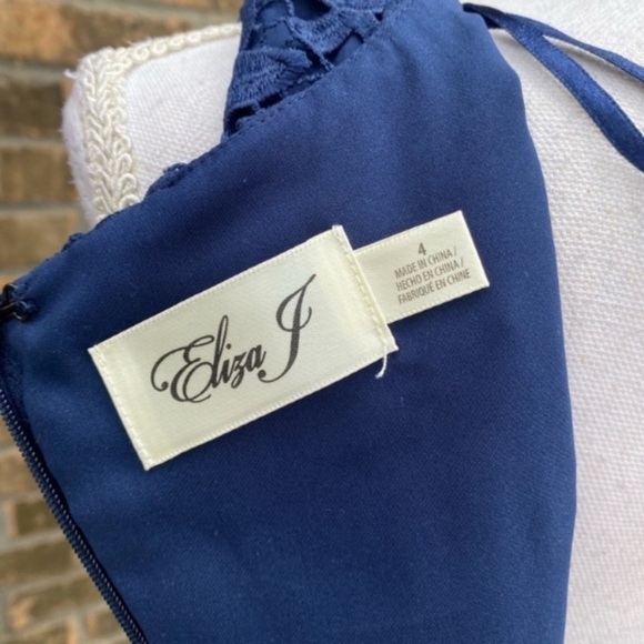 NEW Eliza J Blue Crochet Floral Overlay Dress - Size 4 - Special Occasions - Picture 5 of 7